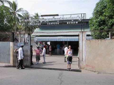 Phenom Penh - Prison & Killing Field